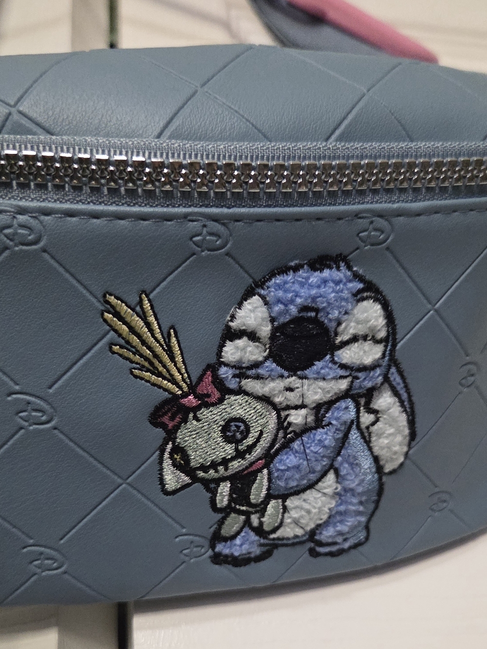Primark Disney Stitch Blue Quilted Crossbody Fanny Pack - Picture 2 of 4